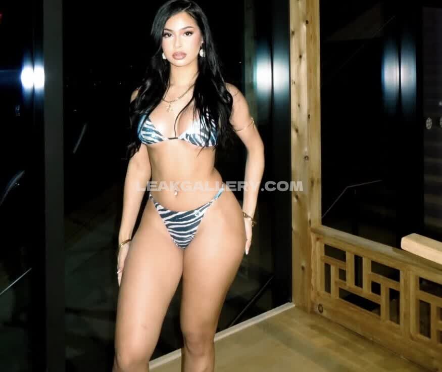 Nickimariiee Exclusive Leaked Nude OnlyFans #4727790