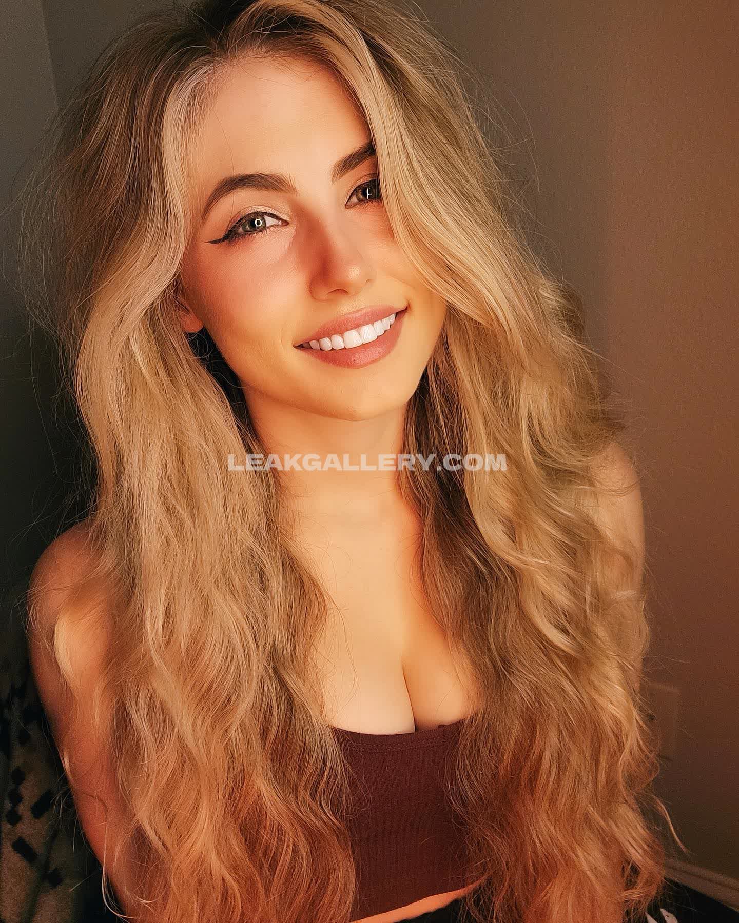 Nickitaylor Exclusive Leaked Nude OnlyFans #7481803