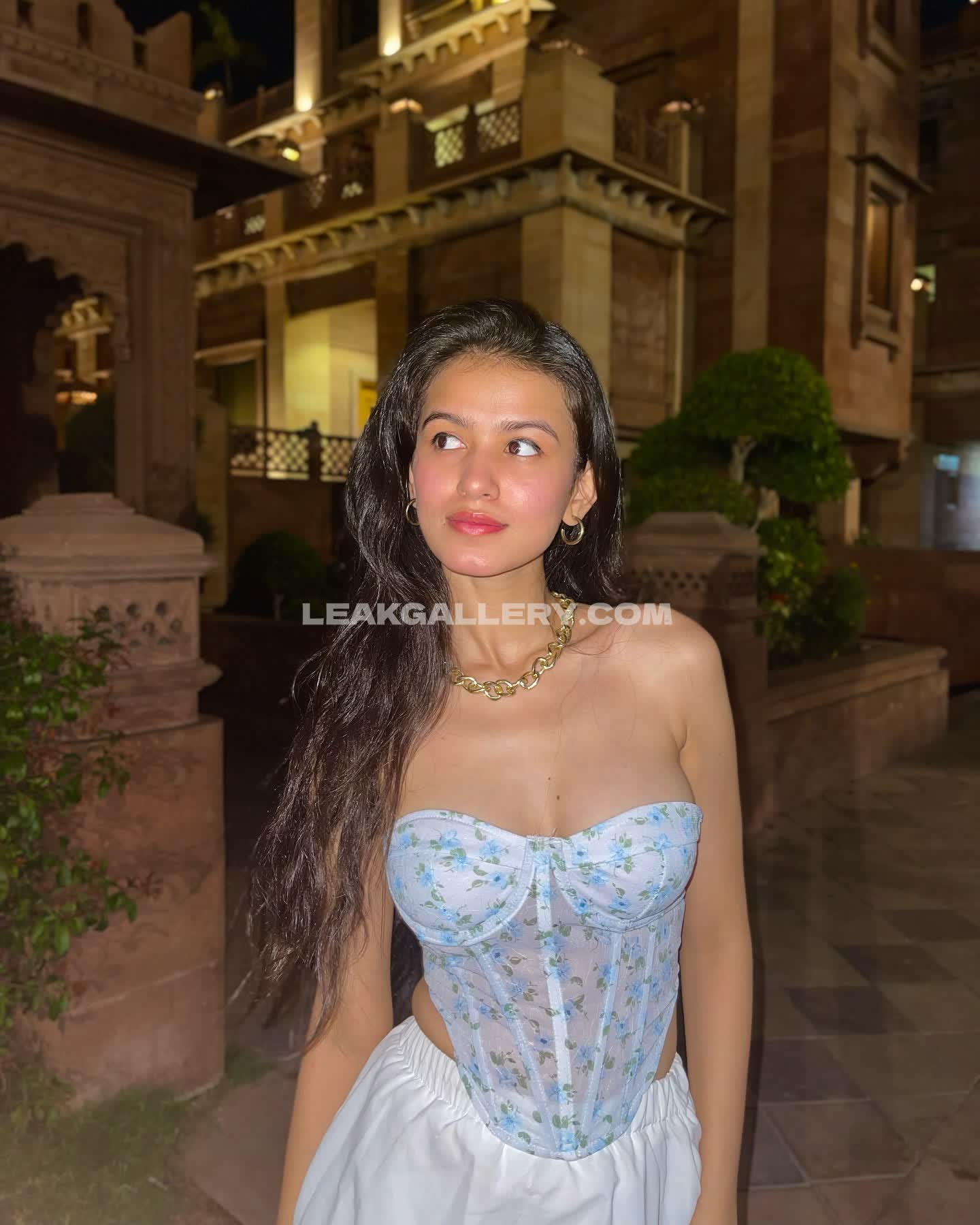 Nikilalwani_27 Exclusive Leaked Nude OnlyFans #7998325