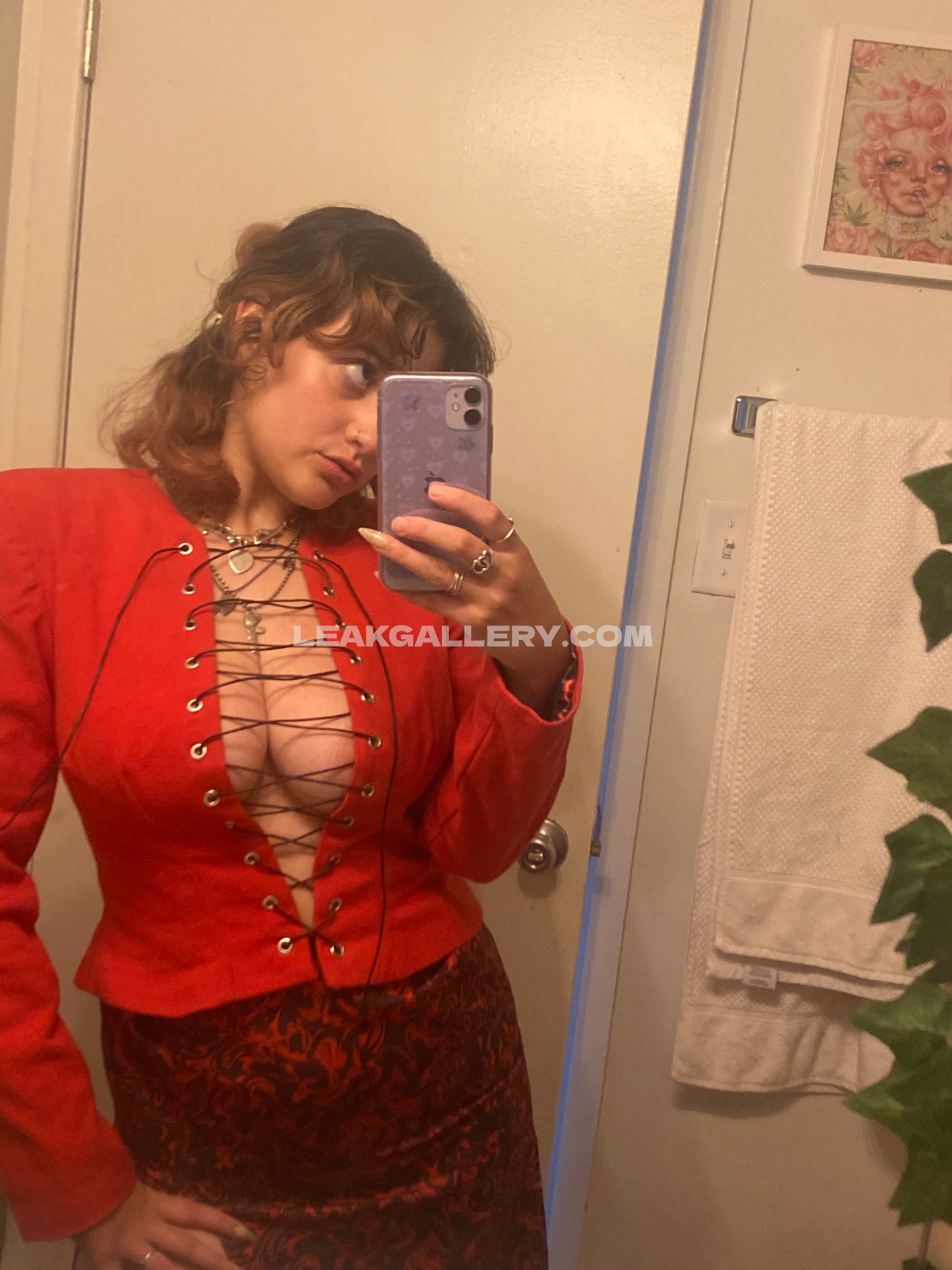Oatmilkmommy666 Exclusive Leaked Nude OnlyFans #8049772