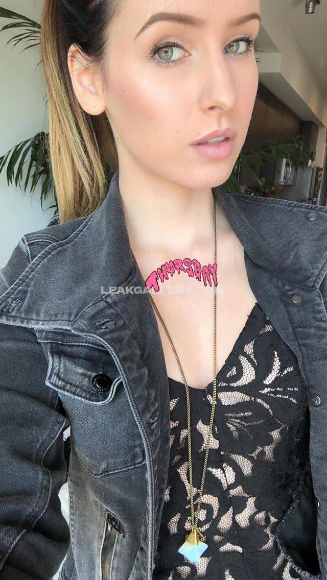 Omgitsfirefoxx Exclusive Leaked Nude OnlyFans #3955003