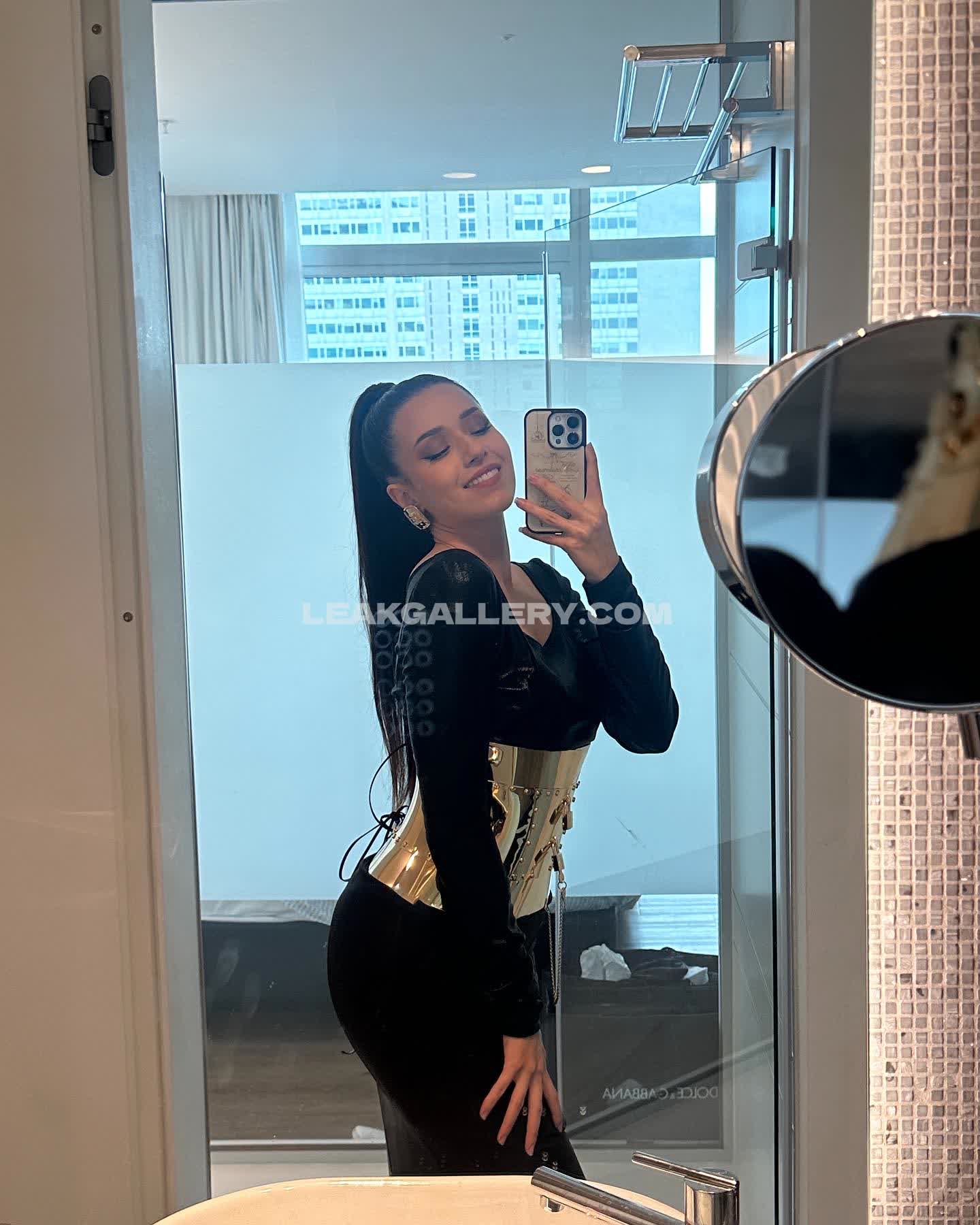Pokimane Exclusiva filtración de OnlyFans desnuda #3292918