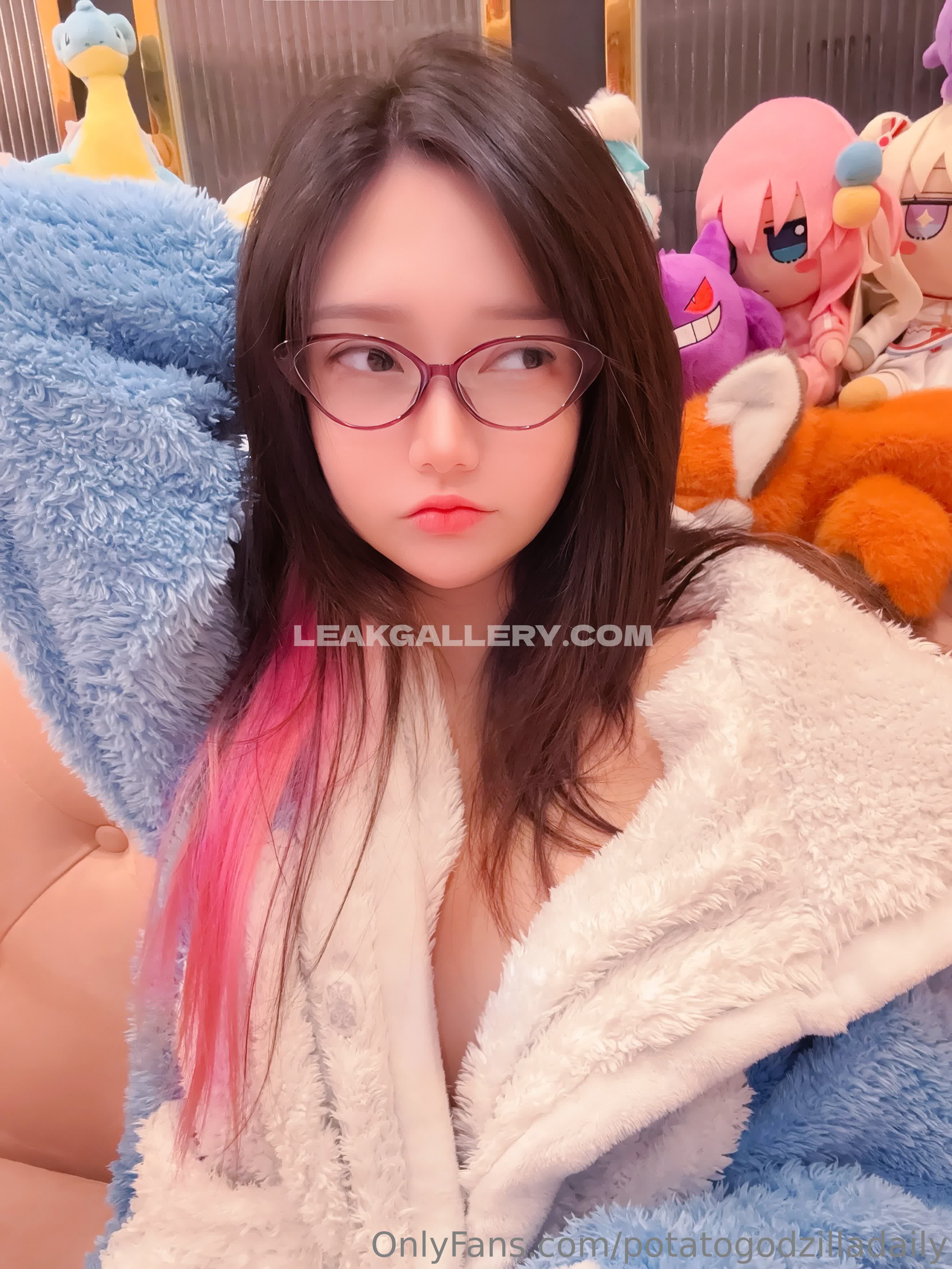 Potatogodzilla Exclusive Leaked Nude OnlyFans #8192442