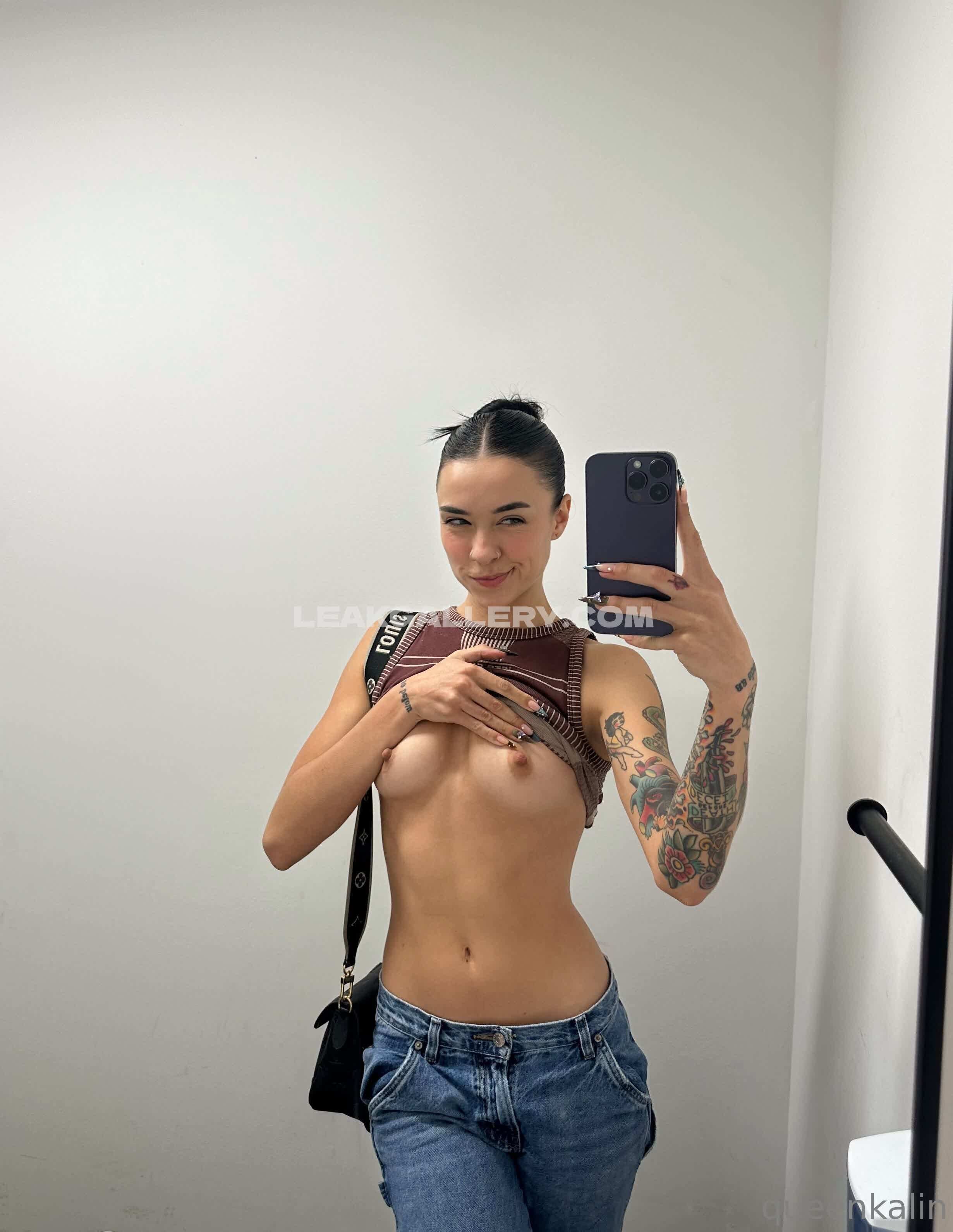 Queenkalinxxx / queenkalin Exclusive Leaked Nude OnlyFans #3882675
