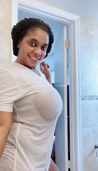 Queenwatermelon1987 / bermiesp / queencleopatre87 / queencleopatre8787 Exclusive Leaked Nude Onlyfans #7768123