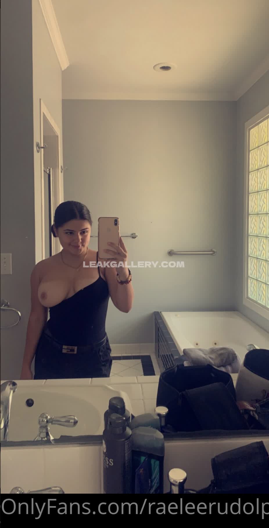 Raeleerudolph22 Exclusive Leaked Nude OnlyFans #4699849