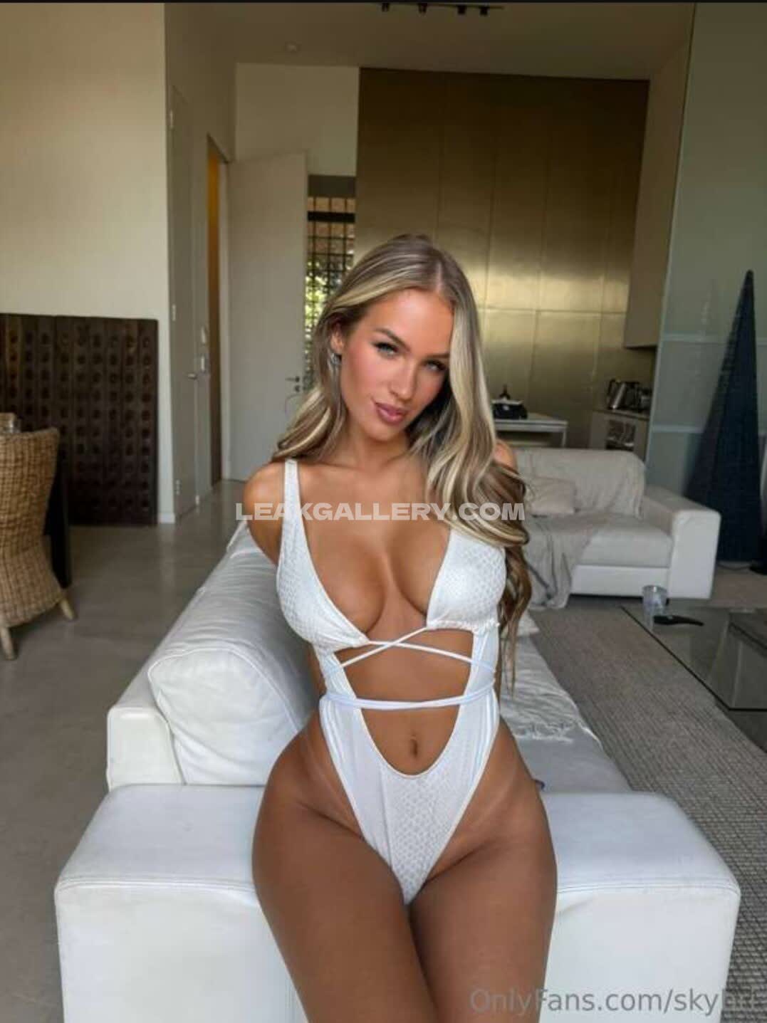 Realskybri Exclusive Leaked Nude OnlyFans #4402273
