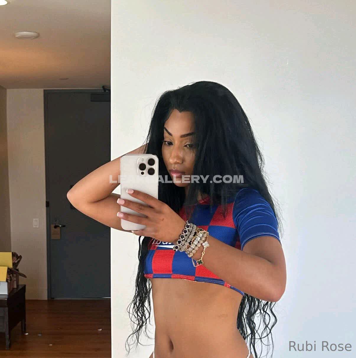 Rubirose Эксклюзивная утечка обнаженных OnlyFans #8312595