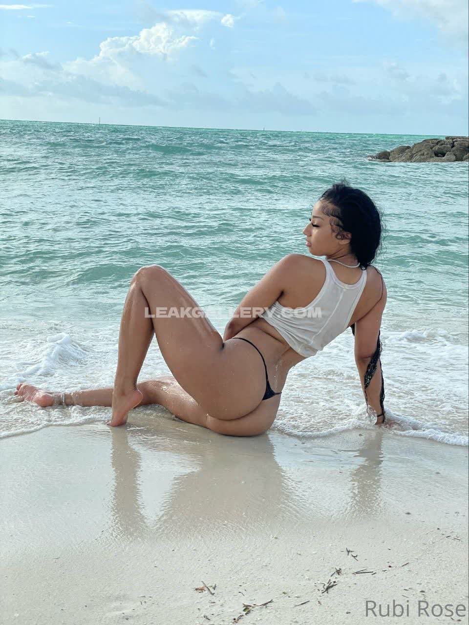 Rubirose Exklusiv geleakte Nacktbilder von OnlyFans #8313564