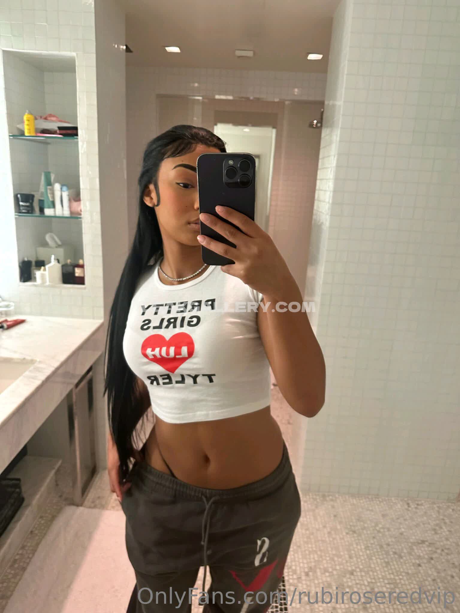 Rubirose Exclusive Leaked Nude OnlyFans #8313863