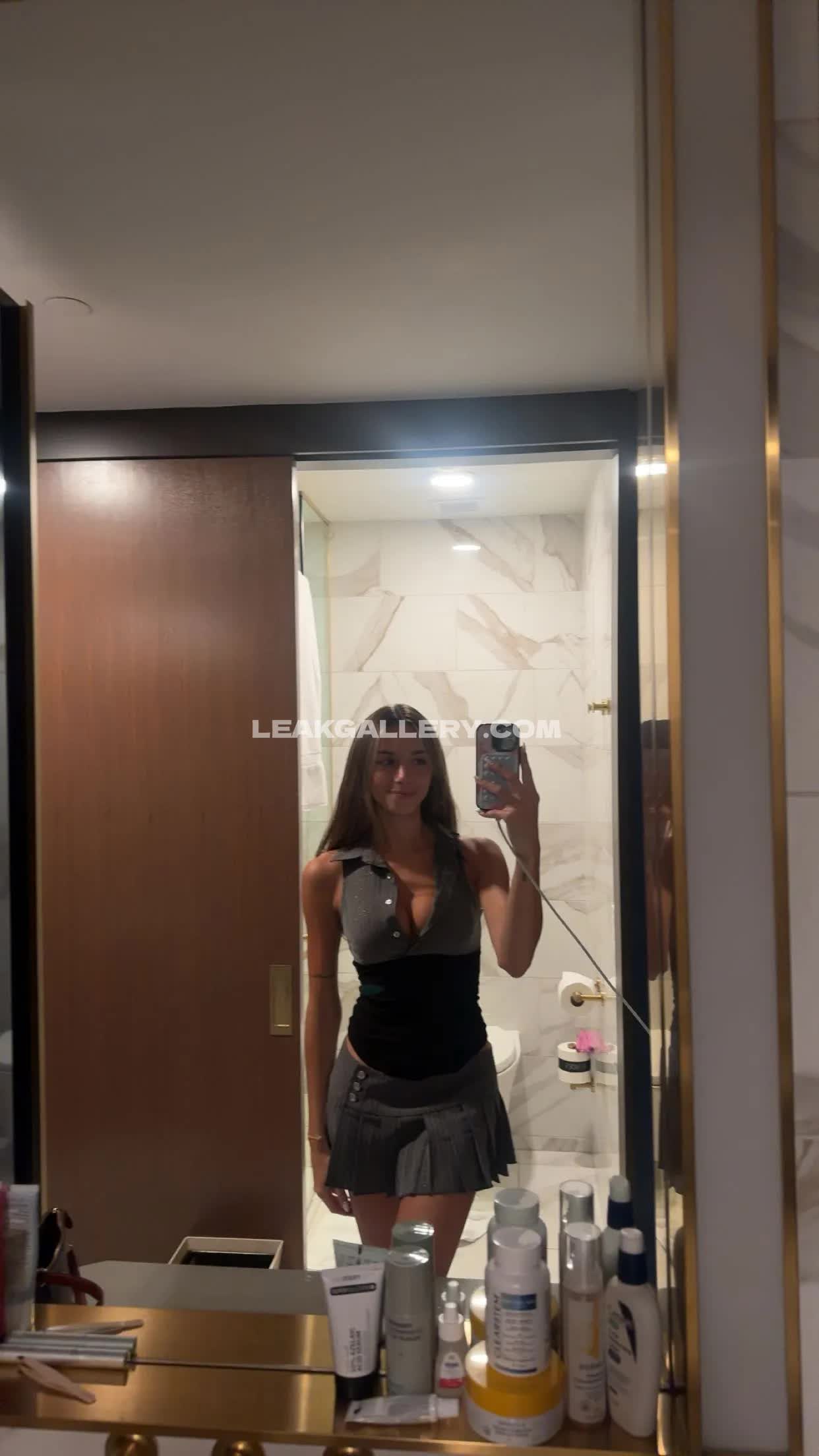 Sadiemckenna एक्सक्लूसिव लीक्ड न्यूड OnlyFans #3032479