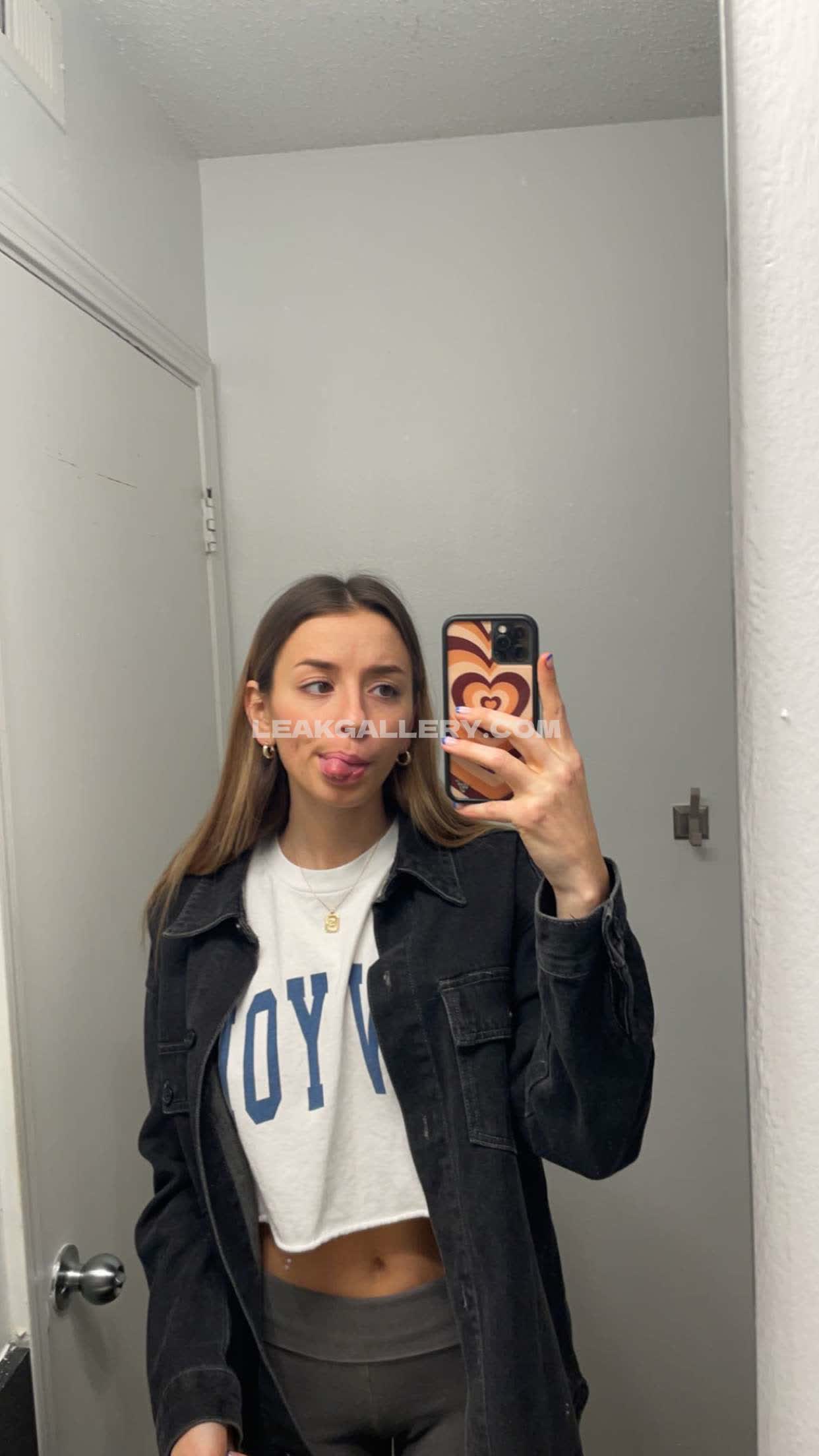Sadiemckenna Exclusive Leaked Nude OnlyFans #2998378