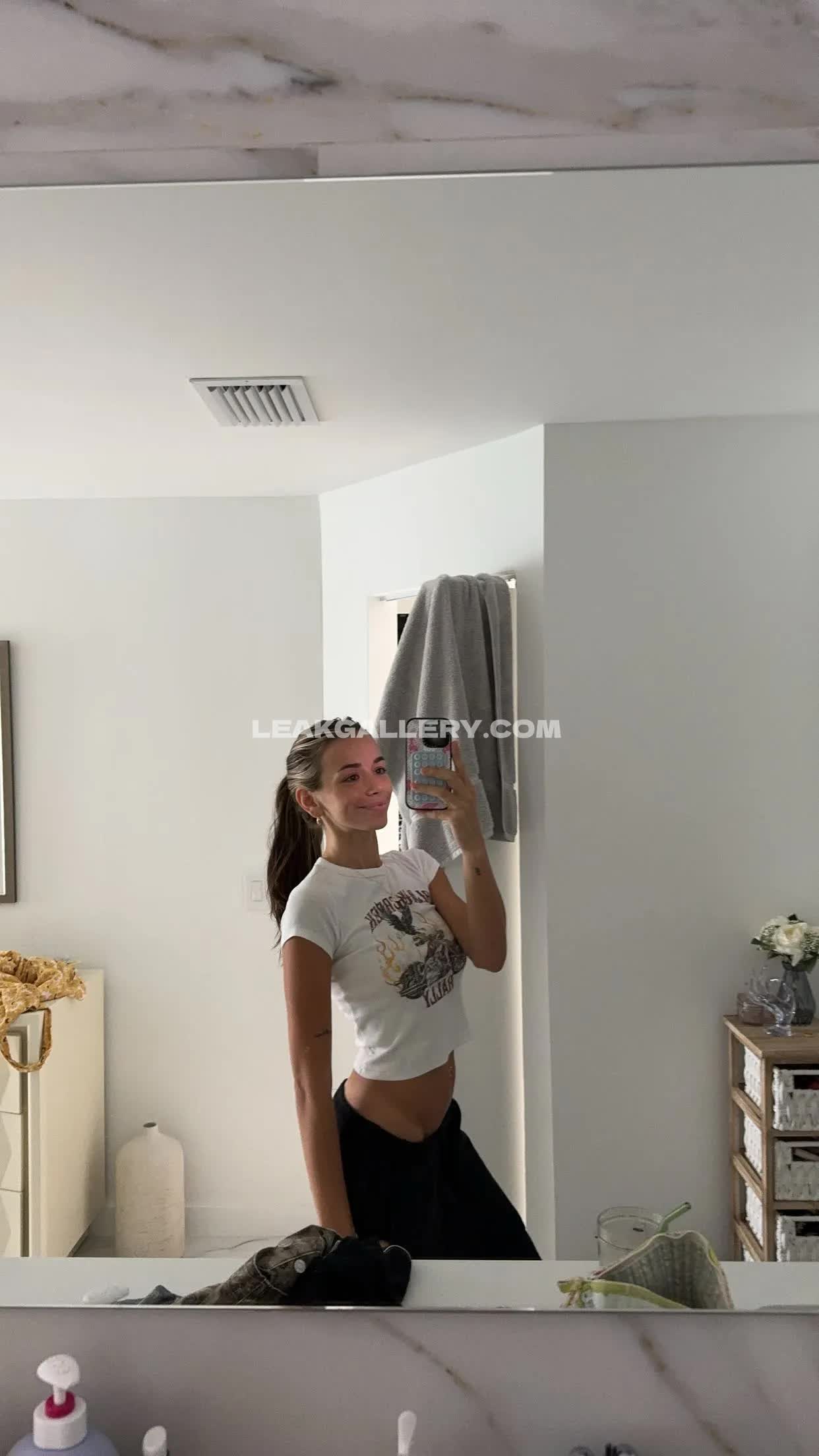 Sadiemckenna Exclusive Leaked Nude OnlyFans #3014028