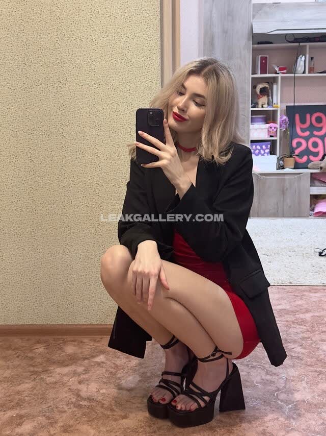 Shurochkaya_ / rozafina Exclusive Leaked Nude OnlyFans #7518837
