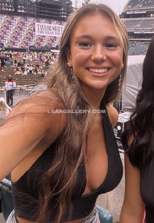 Siennahollanddd Exclusive Leaked Nude OnlyFans #7986901