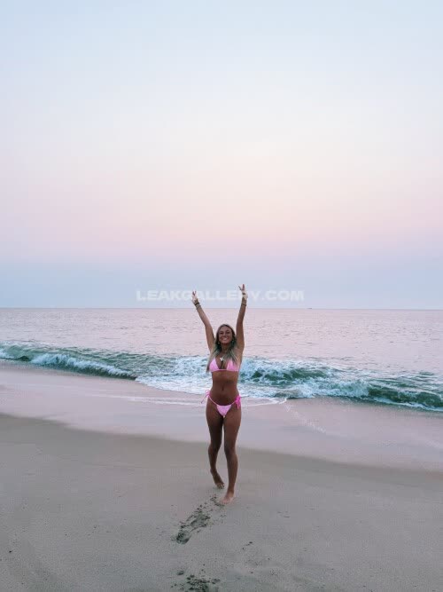 Siennahollanddd Exclusive Leaked Nude OnlyFans #7987907