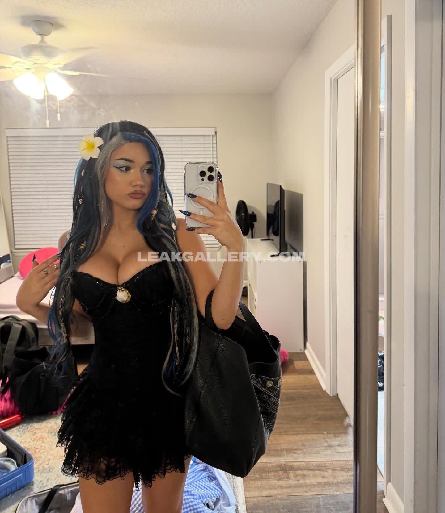 Sofiiiiagomez / sofiagomez Exklusiv geleakte Nacktbilder von OnlyFans #7605533