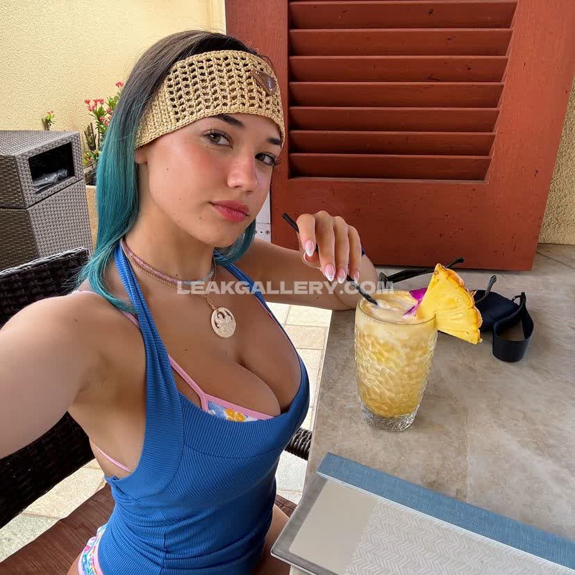 Sofiiiiagomez / sofiagomez Exclusiva filtración de OnlyFans desnuda #7328359