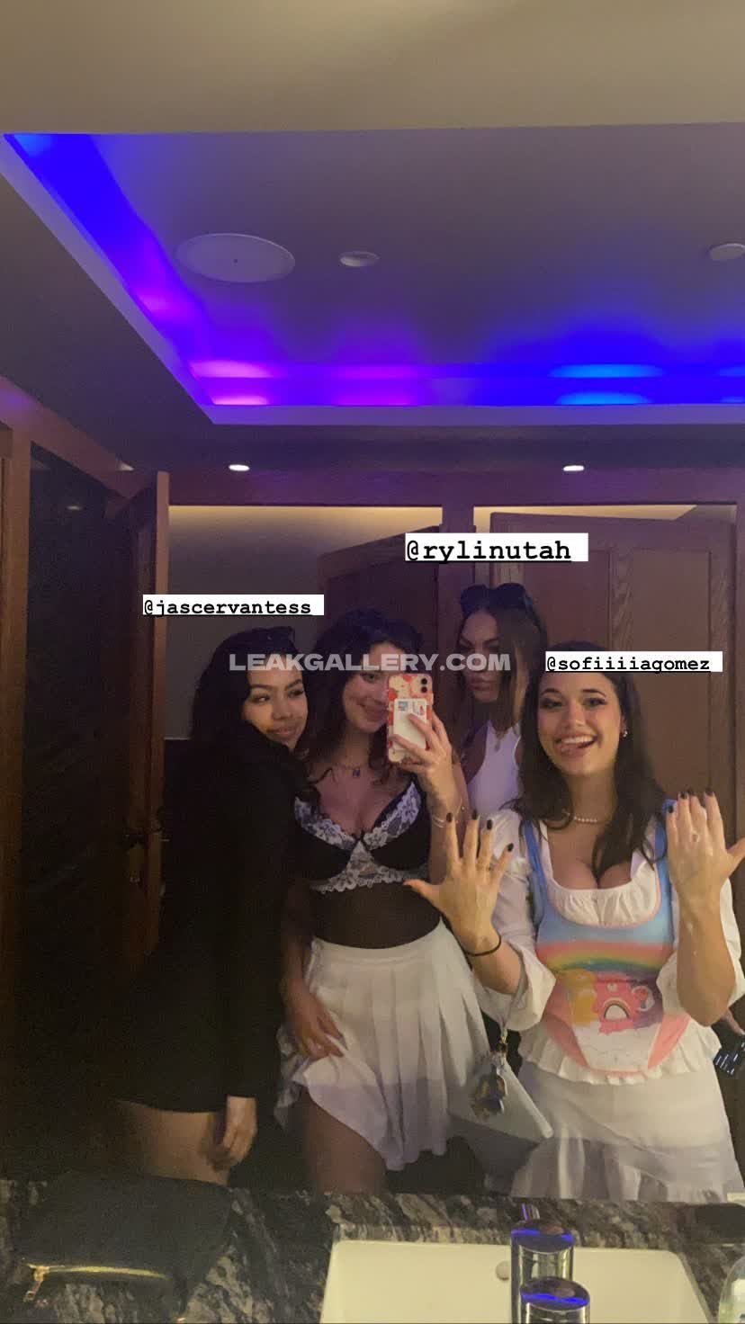 Sofia Gomez / Sofiiiiagomez Exclusive Leaked Nude OnlyFans #4511531