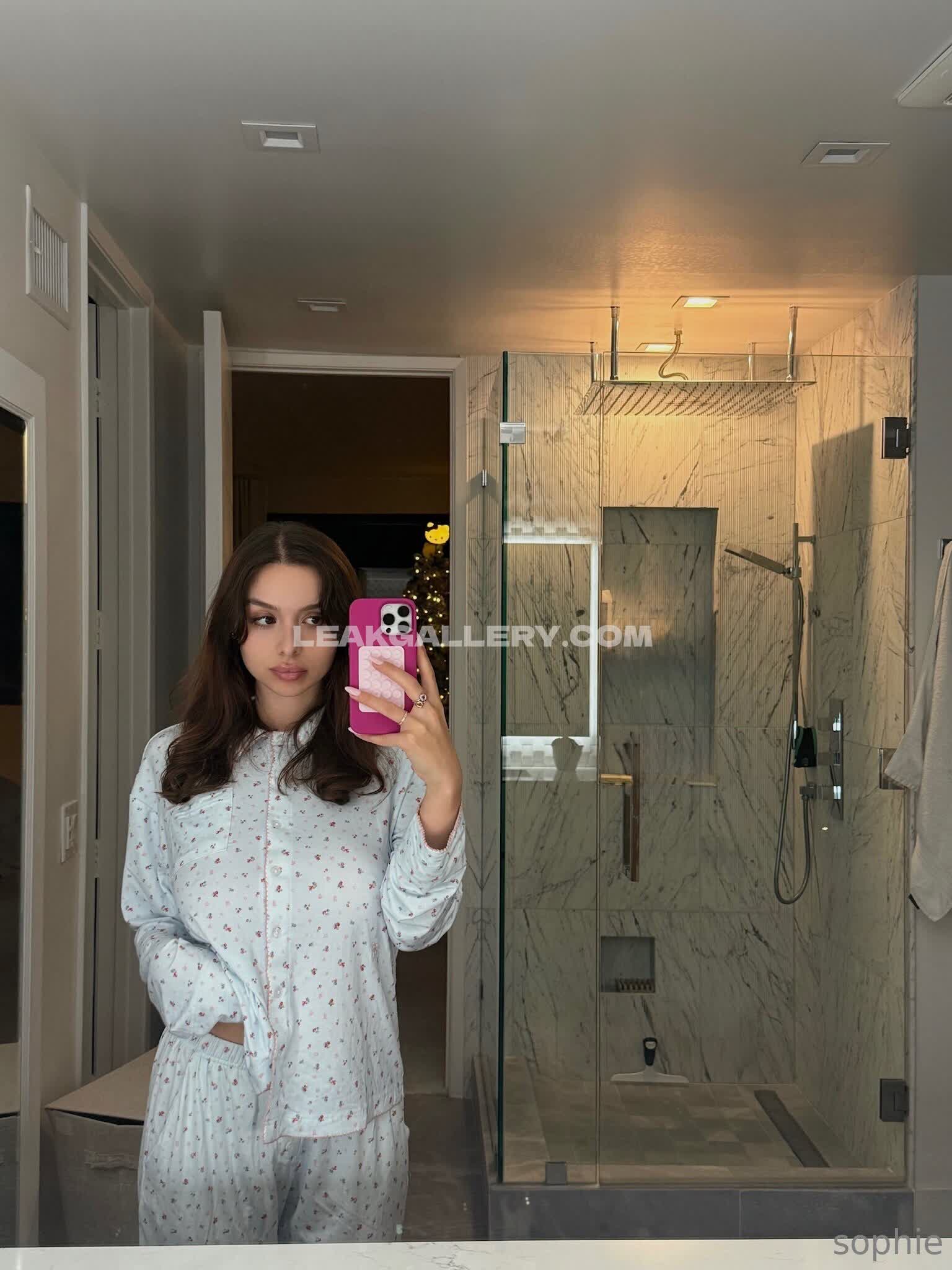 Sophiemudd Exclusive Leaked Nude OnlyFans #3929658