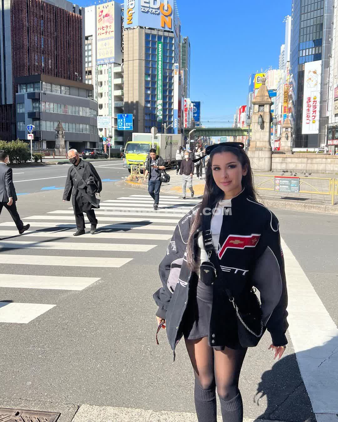 Sssniperwolf Exclusive Leaked Nude OnlyFans #7806842