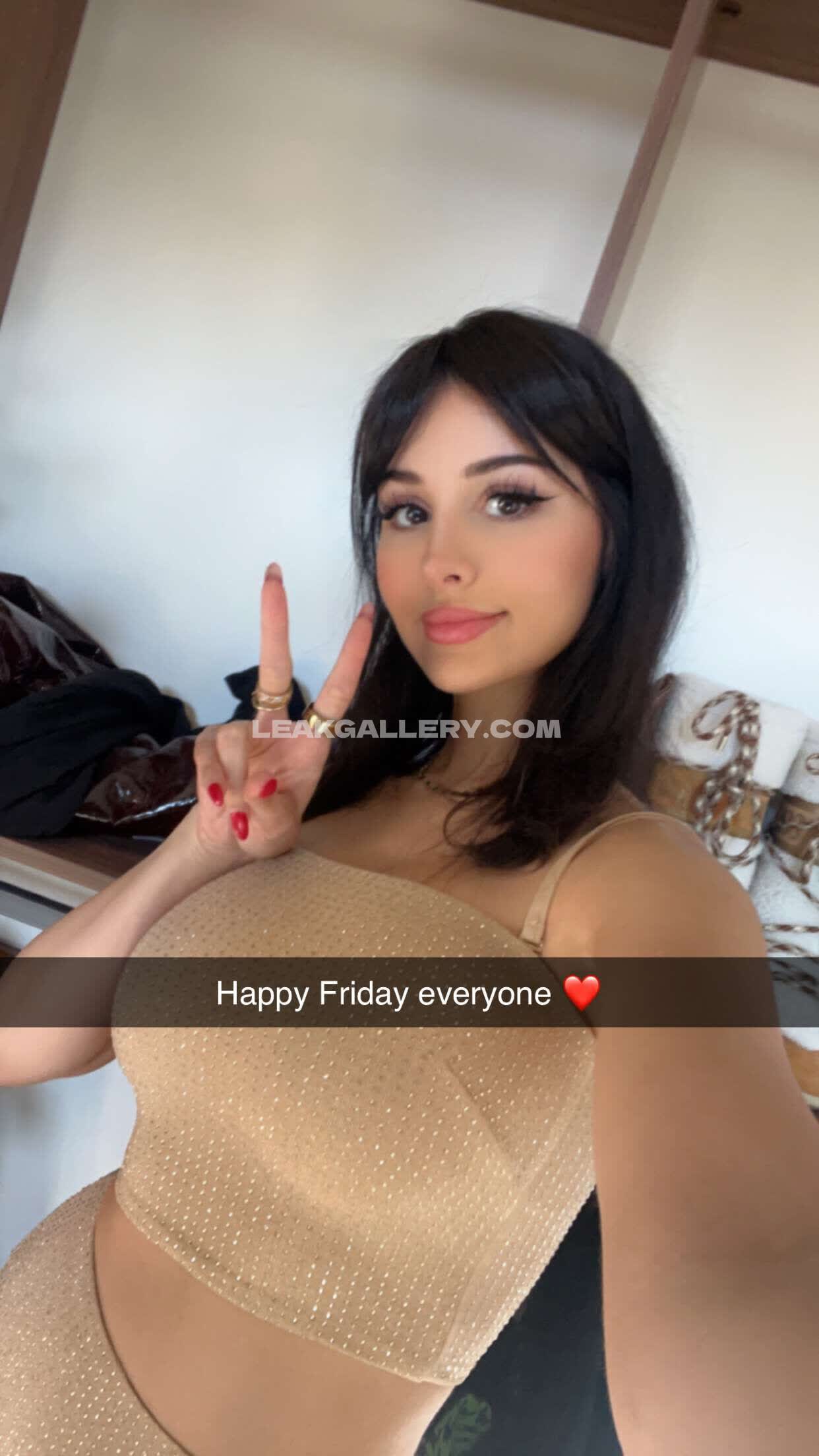 Sssniperwolf Exclusieve gelekte naaktcontent van OnlyFans #7804848