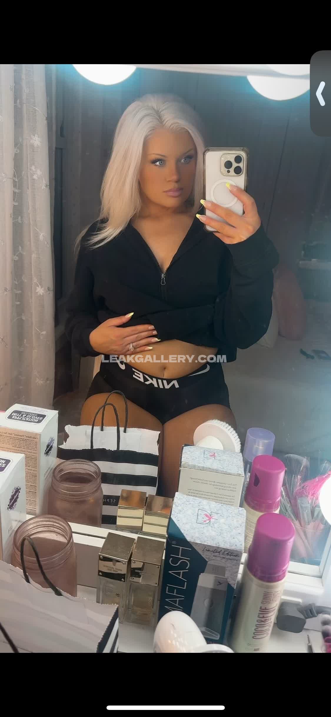 Stephycarmen Exclusive Leaked Nude OnlyFans #8017509