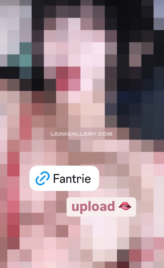 Surethisbunny_ / fishzombie / surethisbunny Exclusive Leaked Nude OnlyFans #7917395