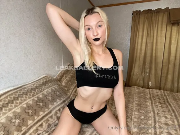 Sweet_shy_girl97 Exclusive Leaked Nude OnlyFans #3124524