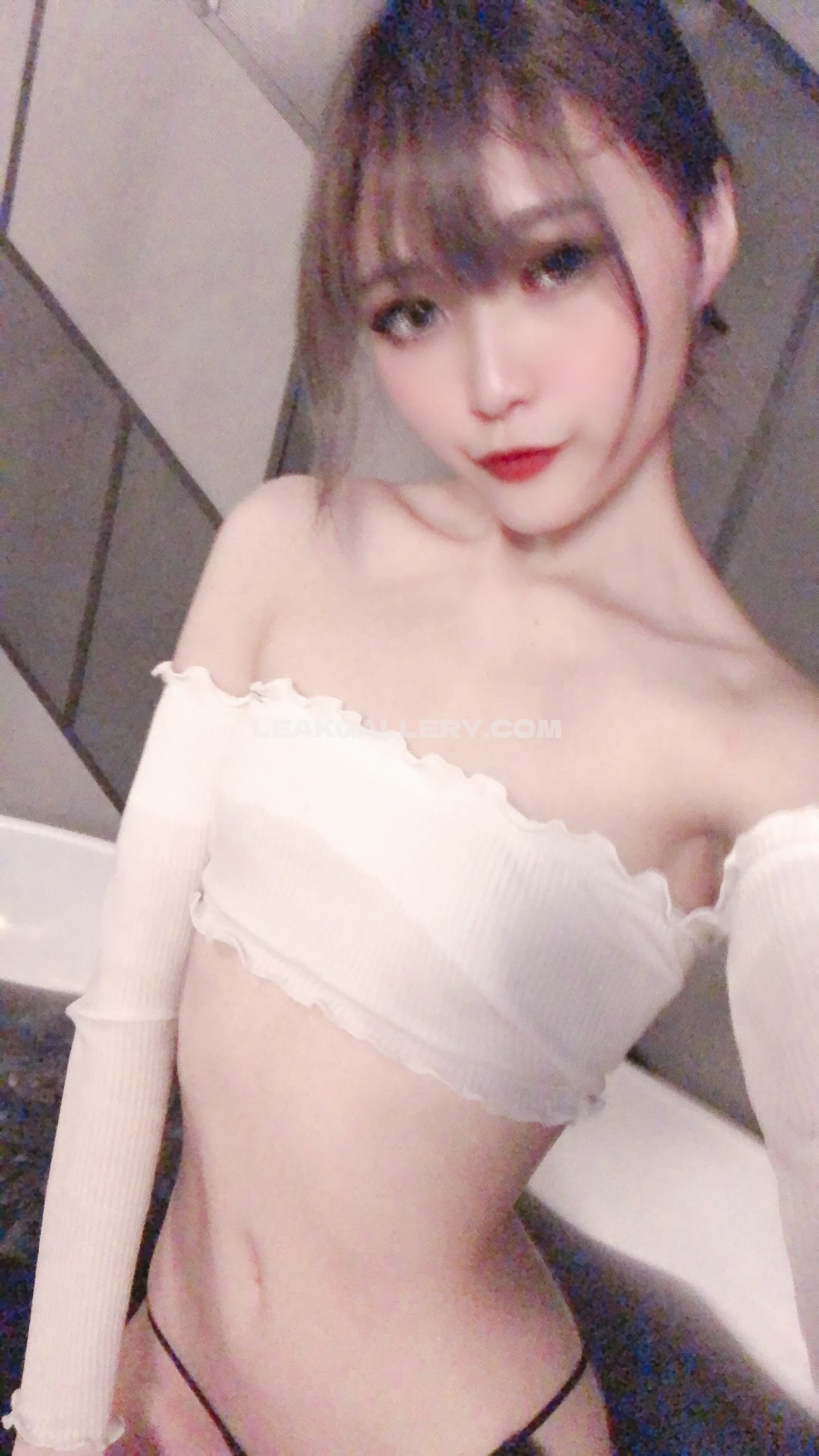 Ta0w0_wei Exclusive Leaked Nude OnlyFans #7934807