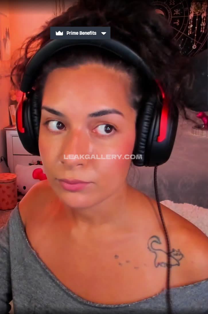 Tainalovelyttv Exclusive Leaked Nude OnlyFans #7487398