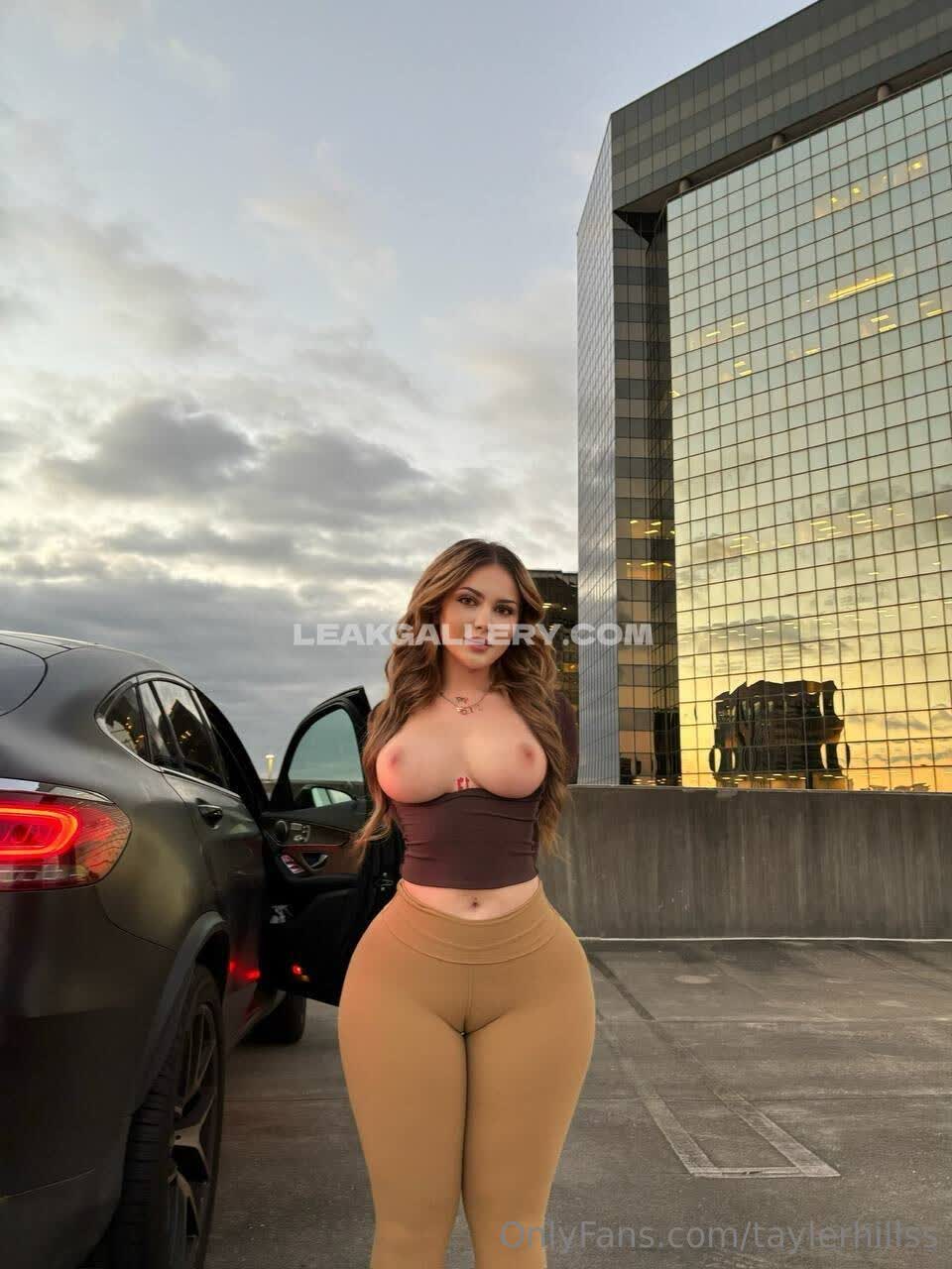 Taylerhills Exclusive Leaked Nude OnlyFans #8313816