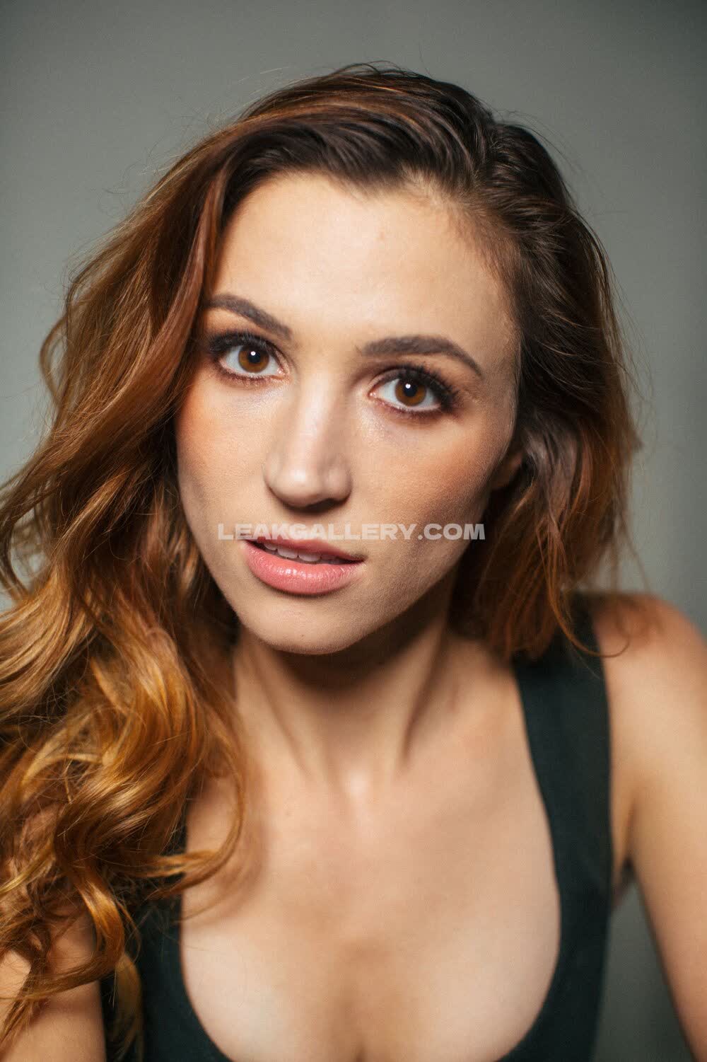Thebeccascott Exclusive Leaked Nude OnlyFans #8067369