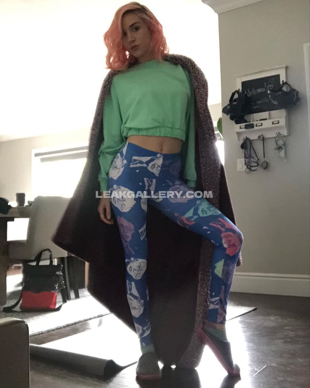 Thebeccascott Exclusive Leaked Nude OnlyFans #8067396