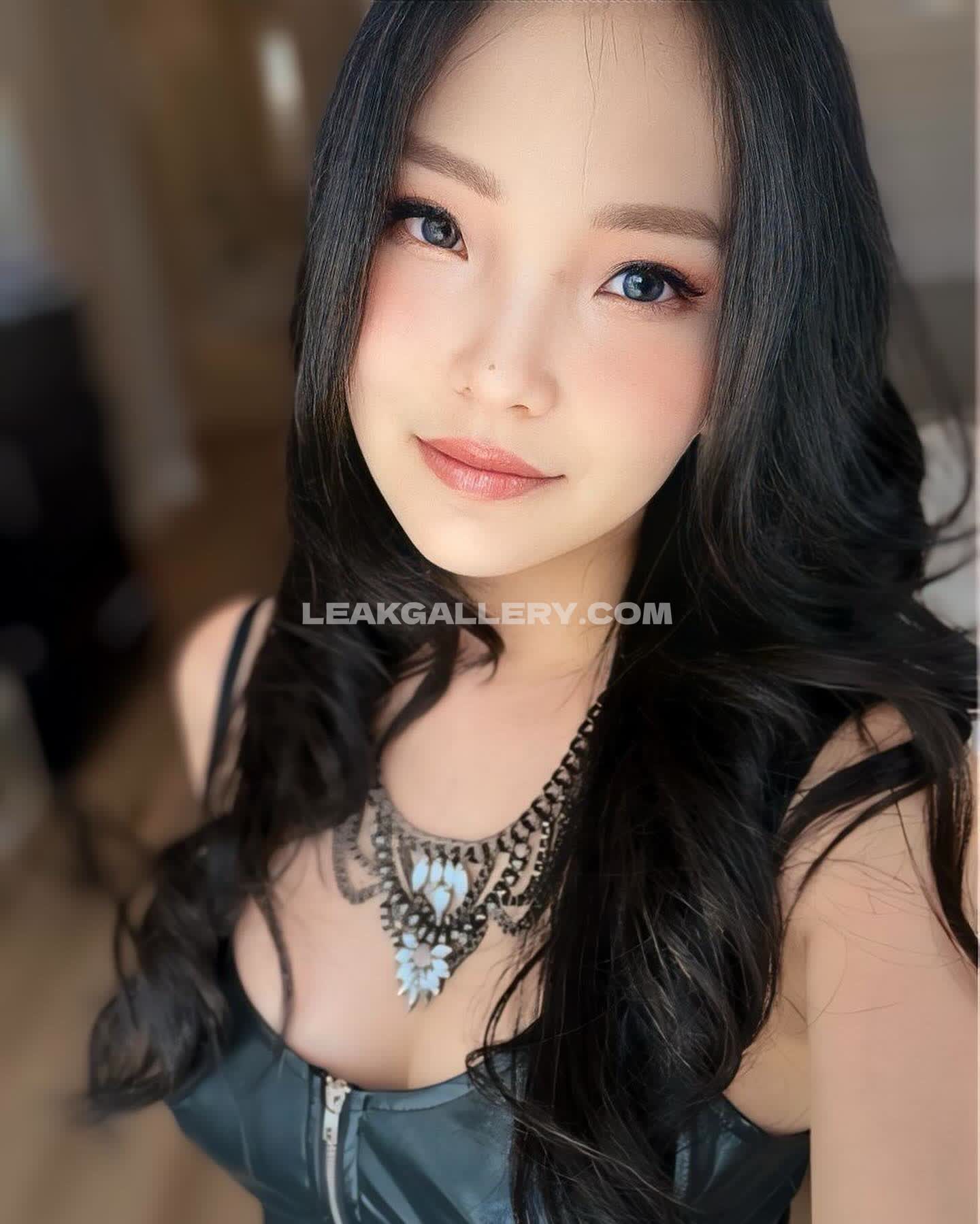 Thecodemiko Exclusieve gelekte naaktcontent van OnlyFans #7192231