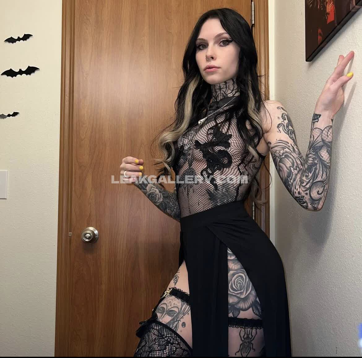 Tyniquewebster Exclusive Leaked Nude OnlyFans #4666436