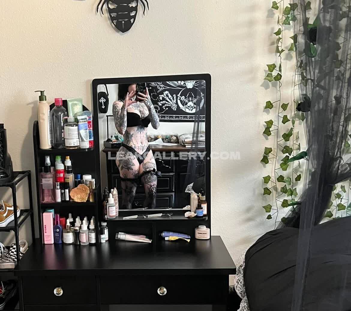 Tyniquewebster Exclusive Leaked Nude OnlyFans #4666481
