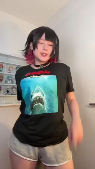upminaa video thumbnail