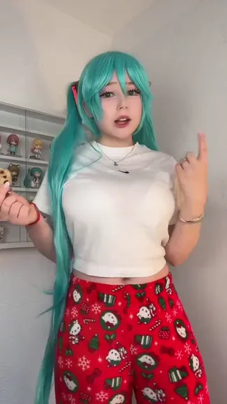 upminaa video thumbnail