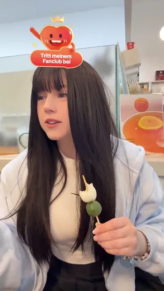 upminaa video thumbnail