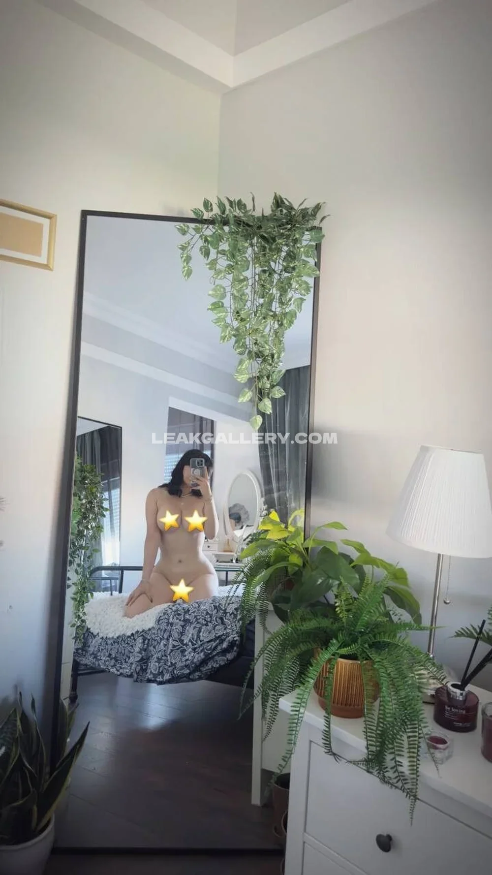 Acnoctemfree Naked Mirror Selfie OnlyFans Photo Leaked