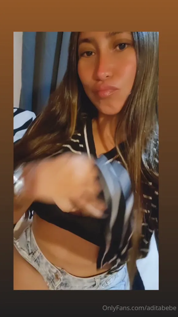 Aditabebe Stripped Top Tease OnlyFans Video Leaked