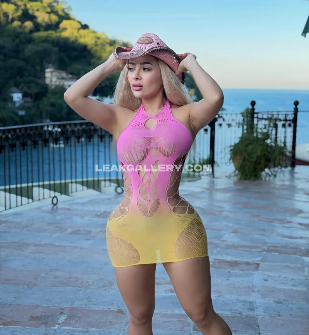 Alemiarojas Pink And Yellow Cutout Dress OnlyFans Photo Leaked