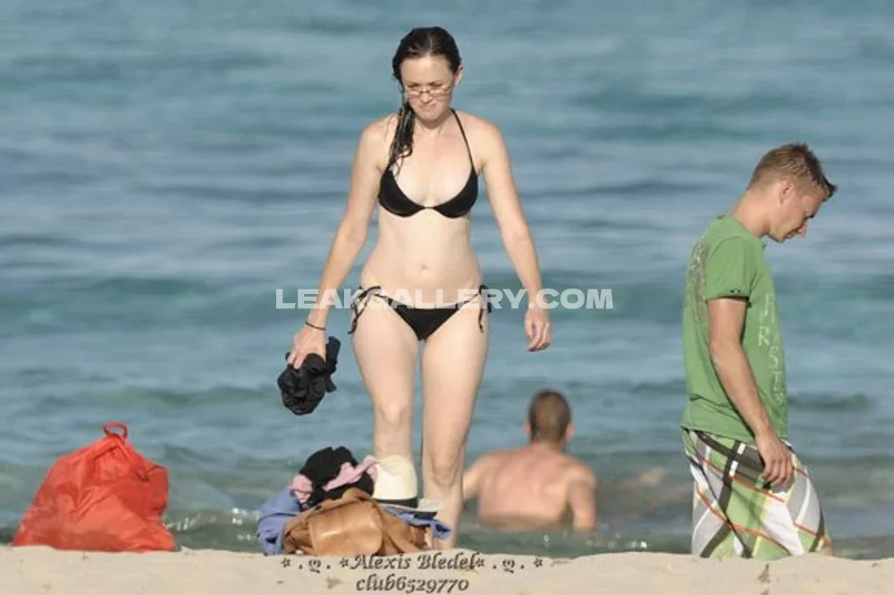 Alexis_bledel Bikini Beach Walk OnlyFans Photo Leaked