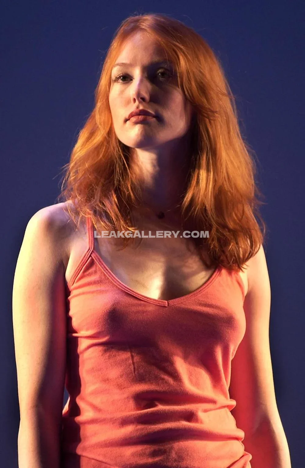 Aliciawitty Topless Pink Tank Tease OnlyFans Photo Leaked