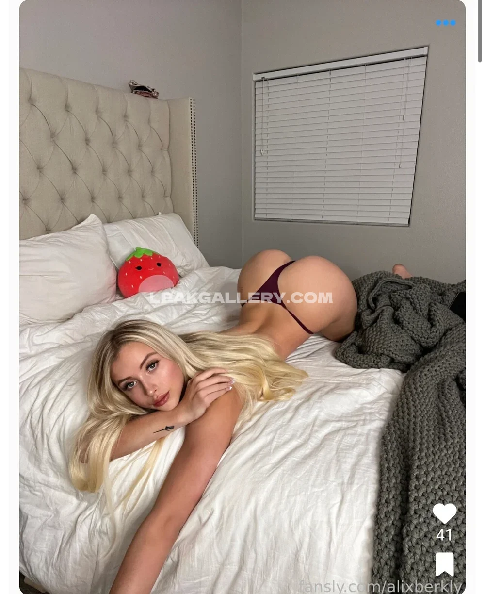 Alixberkly Thong Ass On Bed OnlyFans Photo Leaked