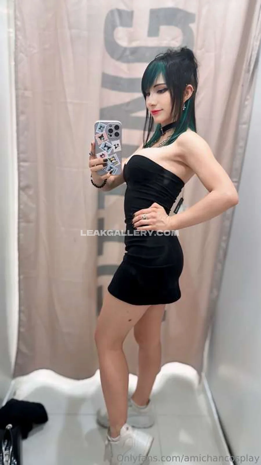 Amichancosplay Black Dress Mirror Selfie OnlyFans Photo Leaked