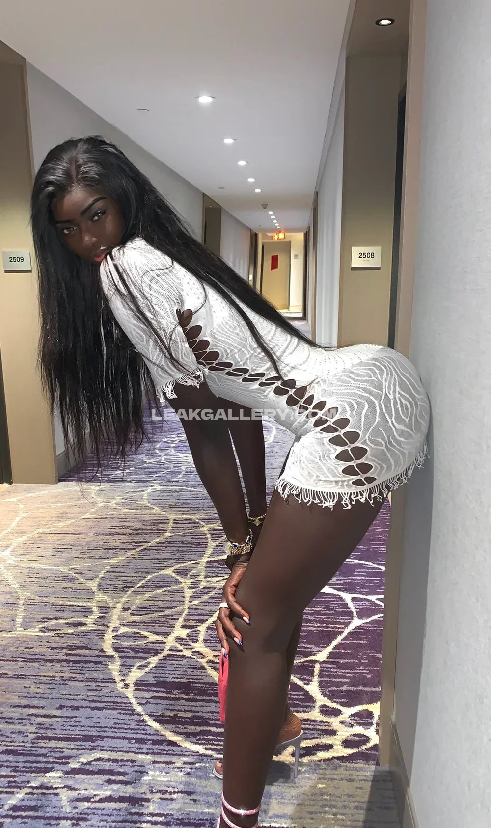 Amirawest Exclusive Leaked Nude OnlyFans #13557803