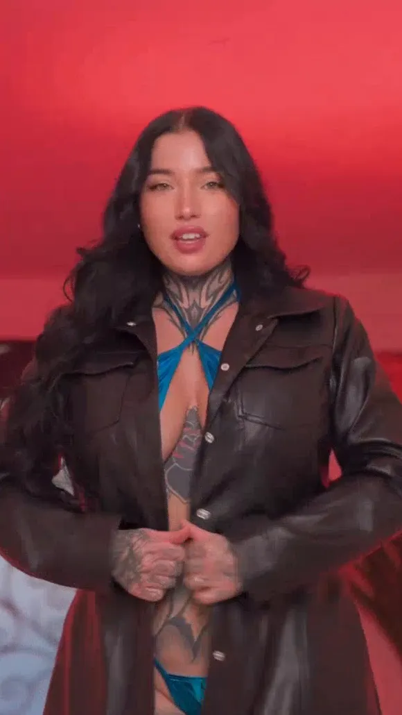 Andeemind Tattooed Body In Leather OnlyFans Video Leaked