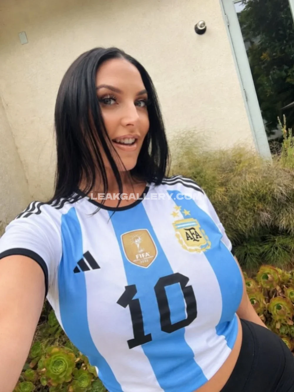 Angelawhite Argentina Jersey Selfie OnlyFans Photo Leaked